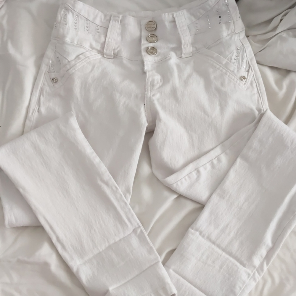 ✨2 for $25✨ Booty lifting Colombian Jeans